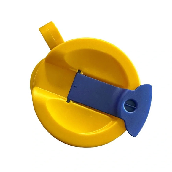 Disney World 50th anniversary tumblr with yellow lid - Picture 4 of 5